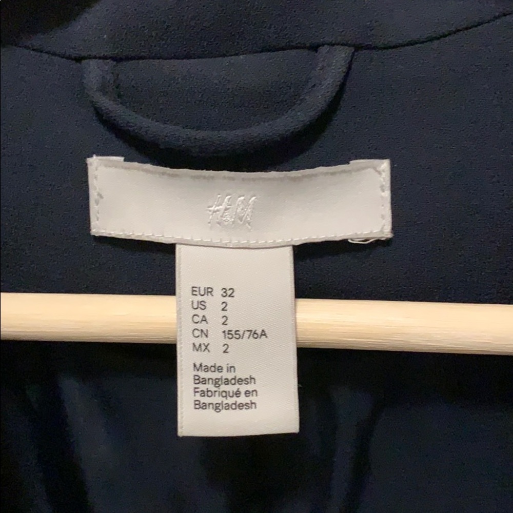 H&M Navy Blazer - Picture 3 of 5